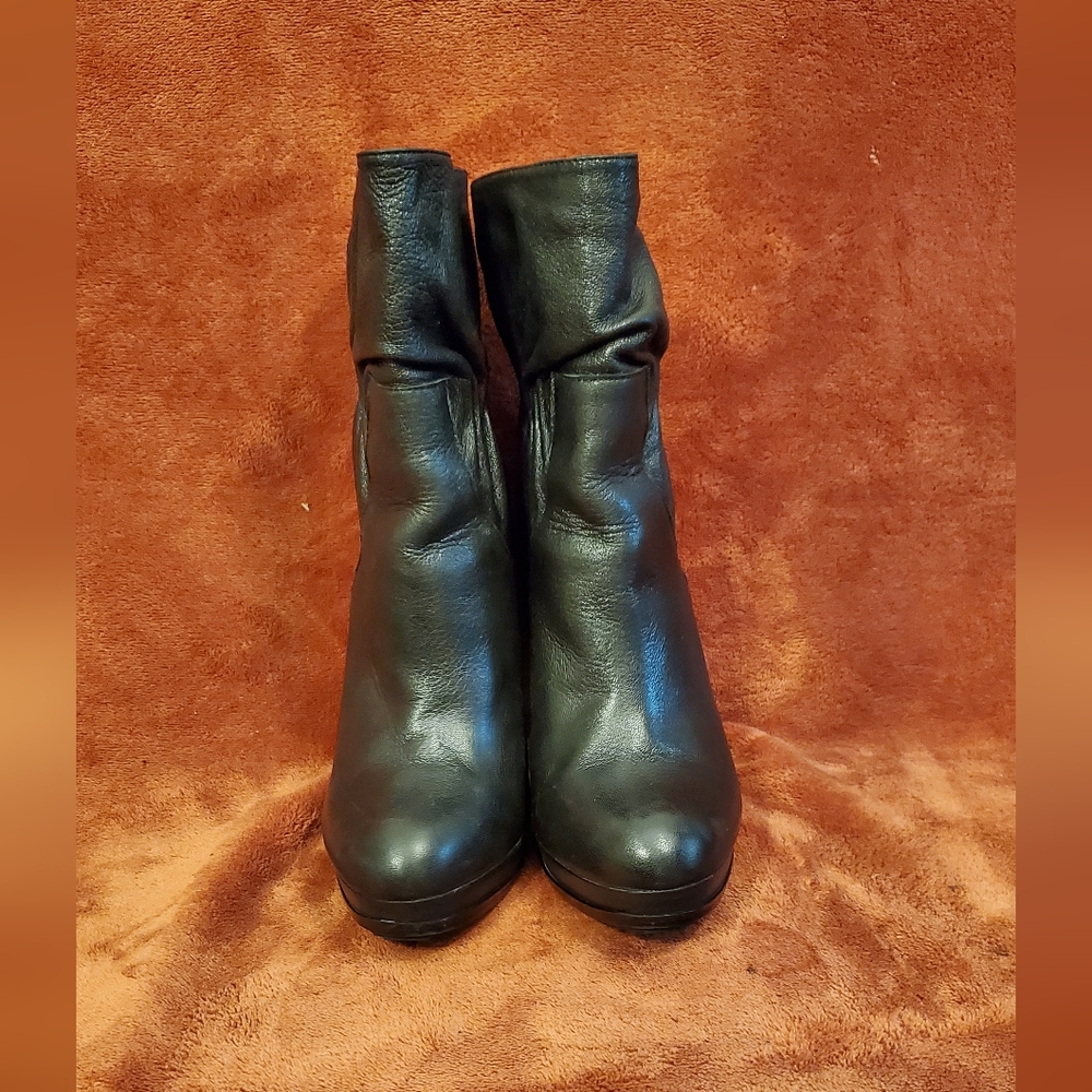 Michael Kors Black Leather High Stiletto Ankle Boots - Picture 2 of 6